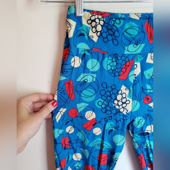 NWT lularoe fancy fruit color contrast leggings - Picture 6 of 13